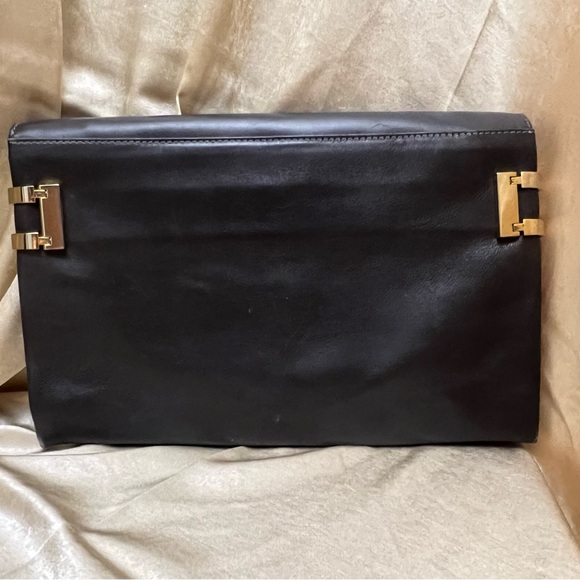 Vintage ‘70s Ferragamo Large Clutch Handbag - Picture 2 of 14